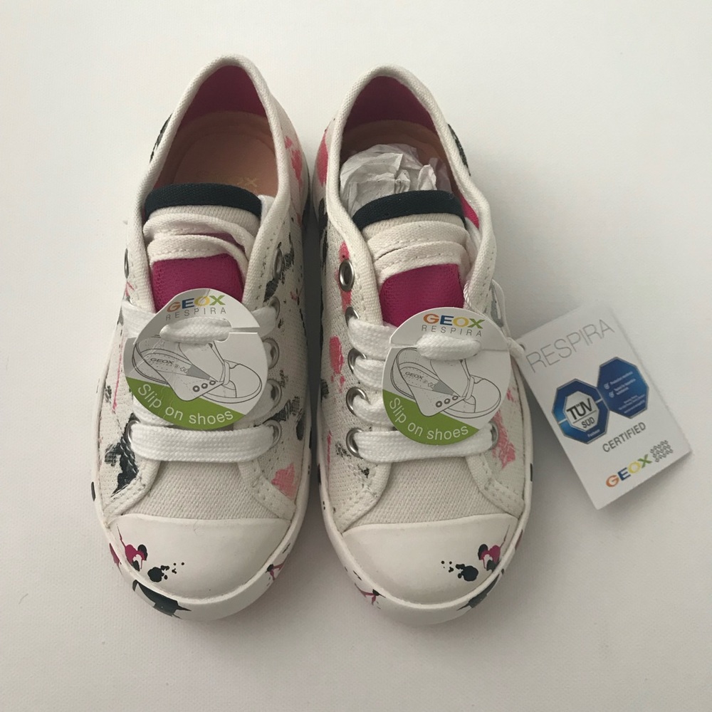NWT GEOX splatter sneaks !